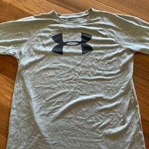 Under Armour boys short sleeve tee YXL